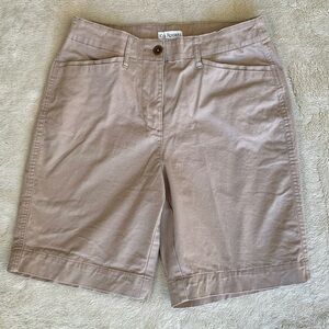 Kim Rogers khaki shorts 6